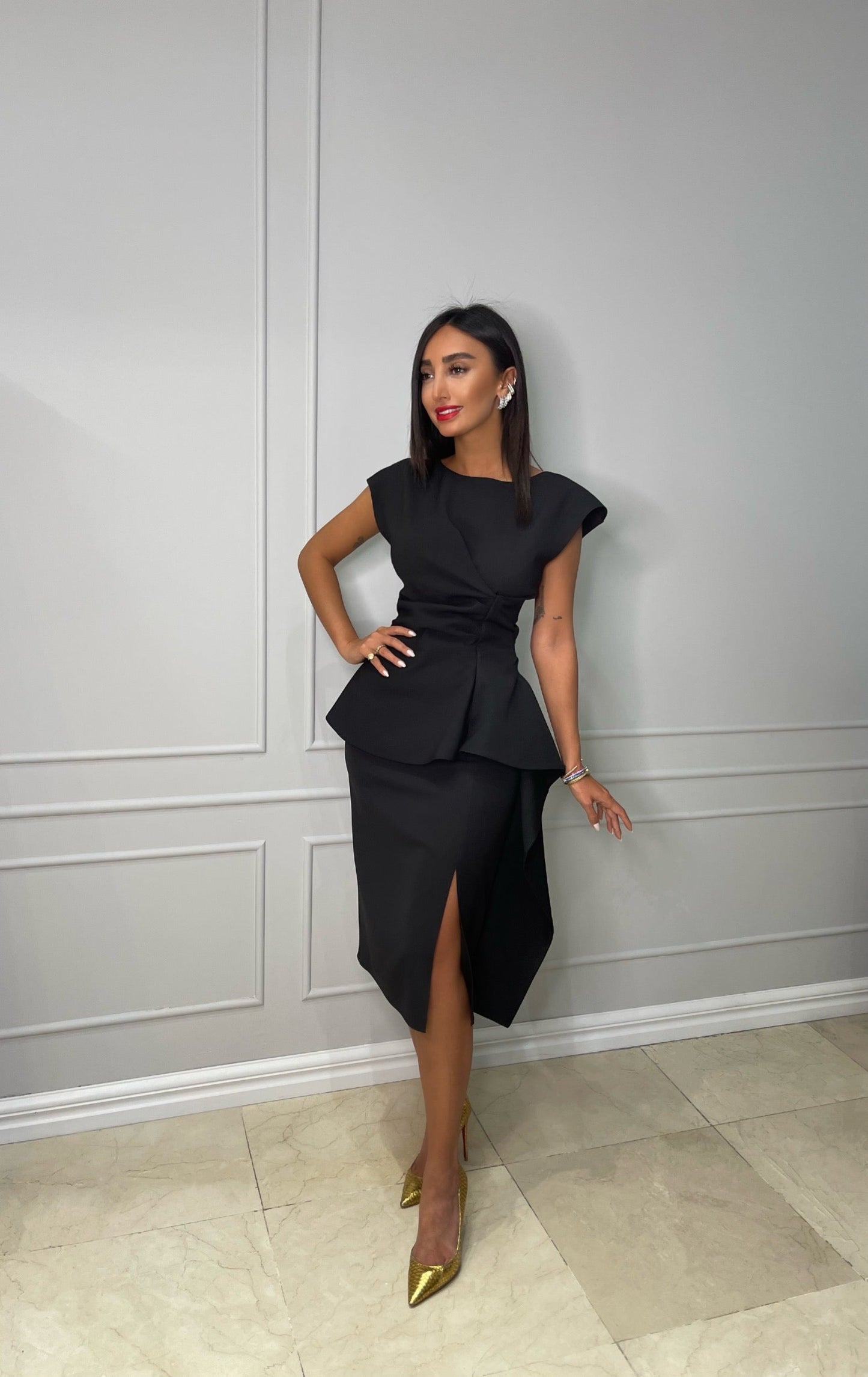 Draped Short Sleeve Split Bodycon Midi Dress